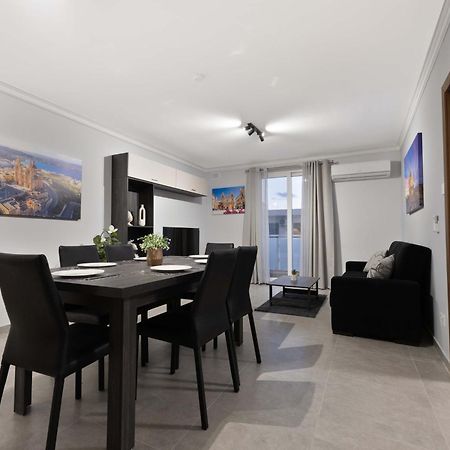 Luxurious & Spacious 2Bd Accomodation At The Podium - Yacht Marina Area, Close To Valletta 음시다 외부 사진