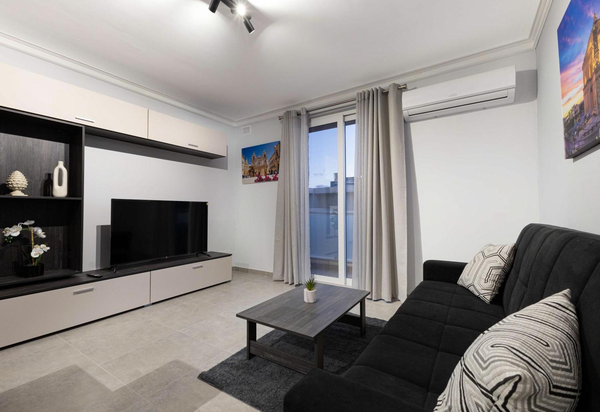 Luxurious & Spacious 2Bd Accomodation At The Podium - Yacht Marina Area, Close To Valletta 음시다 외부 사진